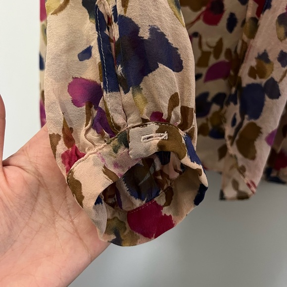 Paper Crown Floral Tie Front Silk Blouse Size Large - Picture 8 of 8